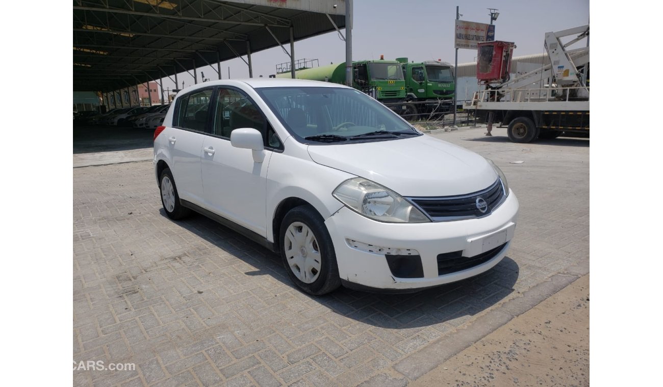 Nissan Tiida LOT: 135 AUCTION DATE: 7.8.21