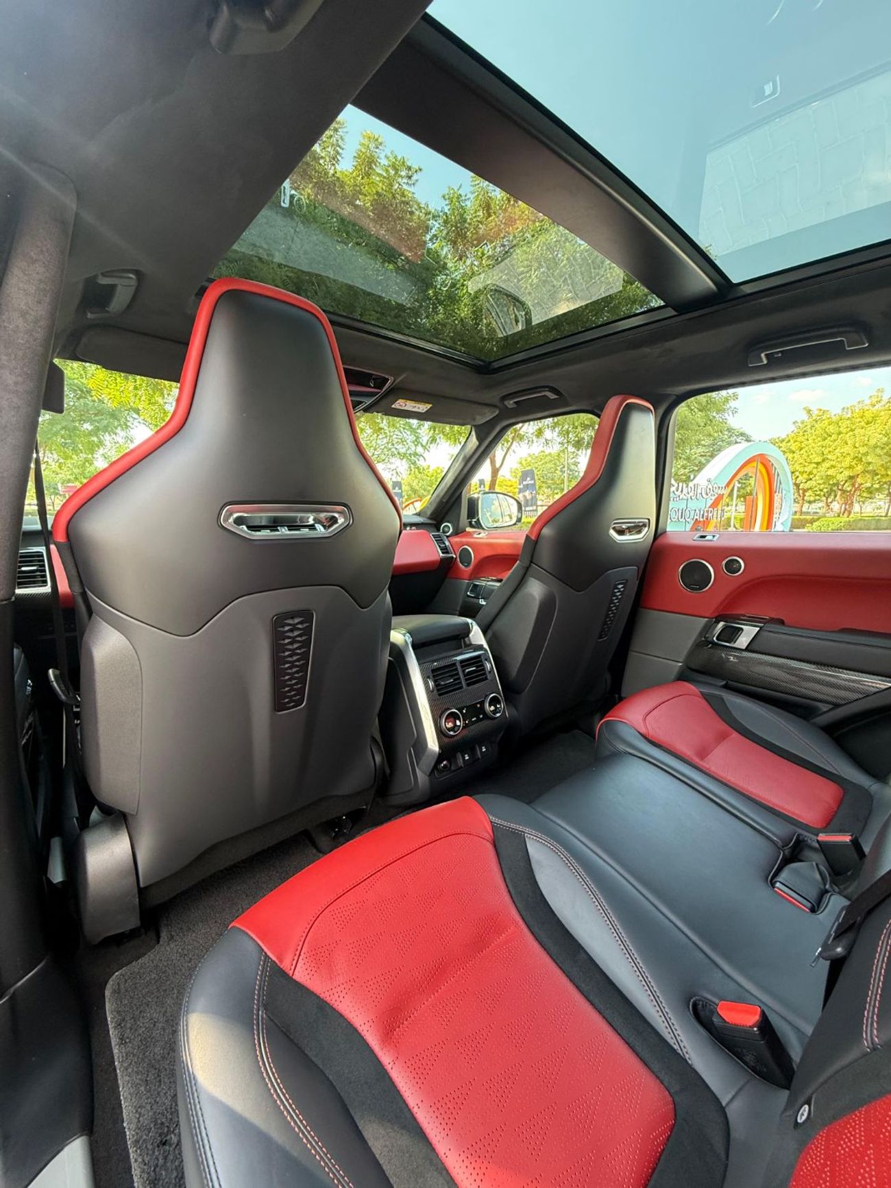 Land Rover Range Rover Sport SVR Carbon Edition 5.0L