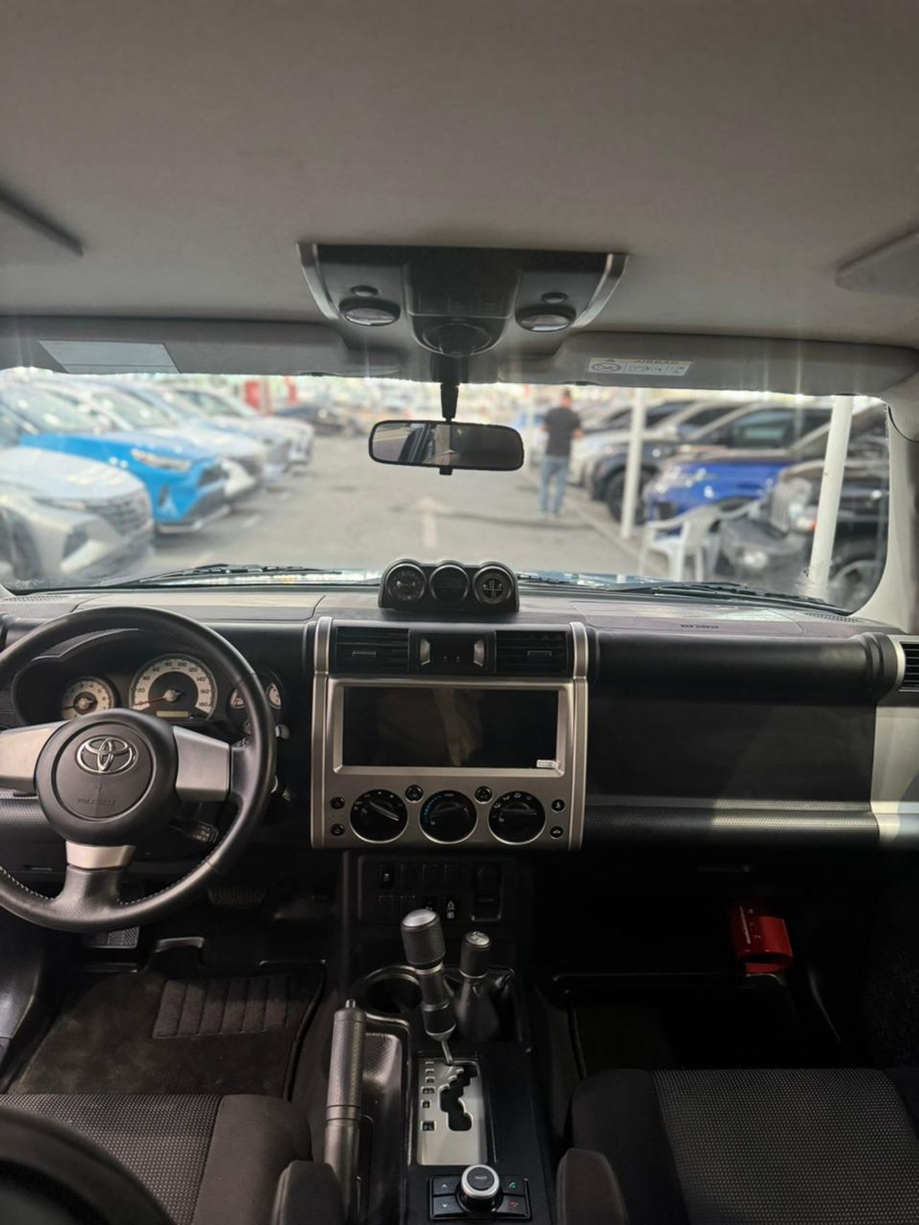 تويوتا إف جي كروزر Toyota FJ Cruiser V6 FULL OPTION MY2023 GCC