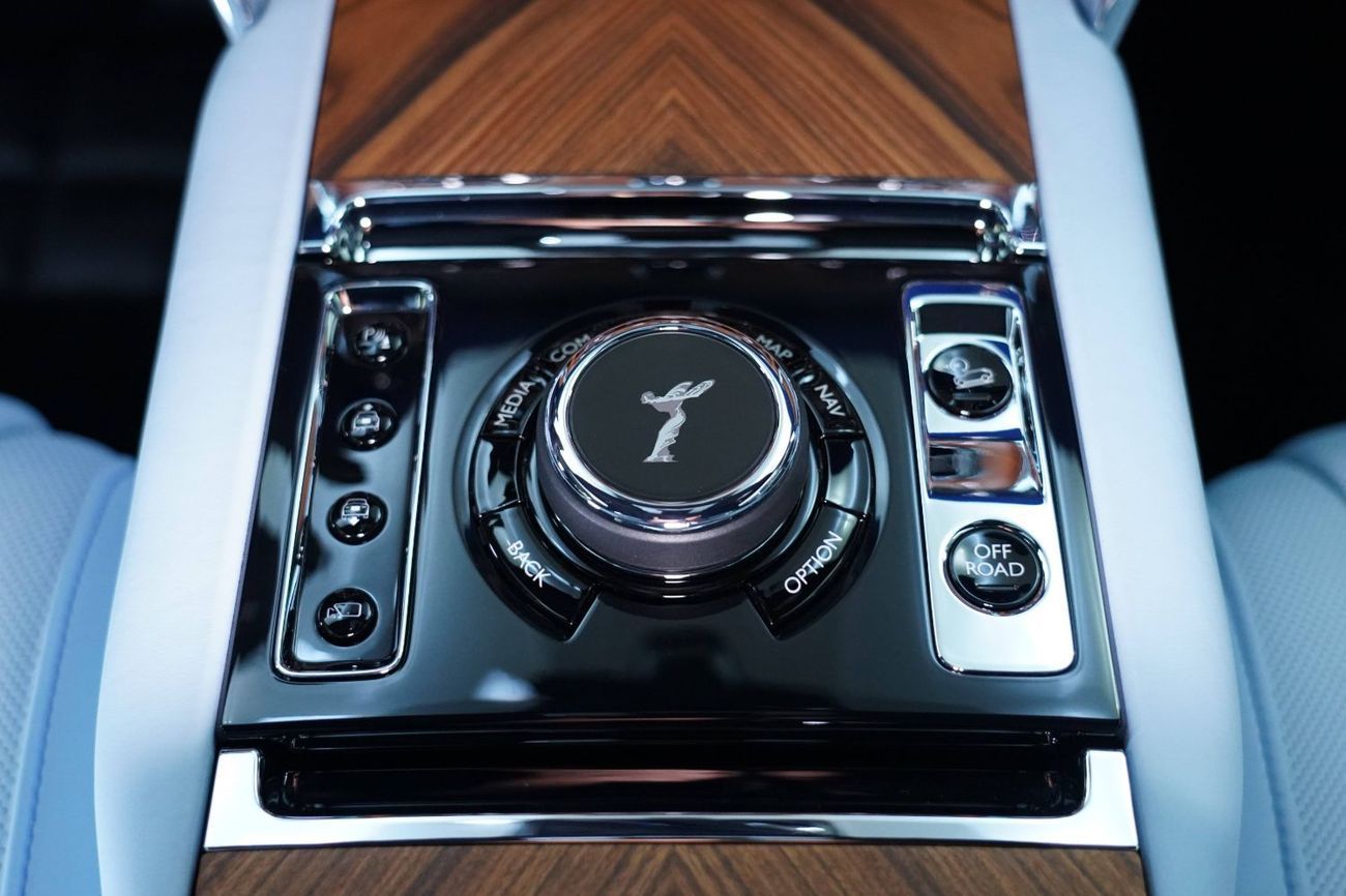 Rolls-Royce Onyx Cullinan | LIMITED OFFER | IMMACULATE CONDITION | 2019 | V12 | 563 HP | 3-YEAR WARRANTY AND SERVICE