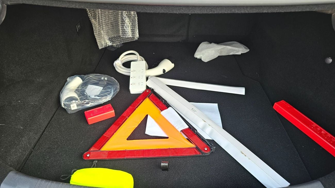 بي واي دي كين ال دي ام-اي BYD Qin L DM-i Qin L DM 120km 2025 Intelligent Driving Edition DM-i (EXPORT & LOCAL)