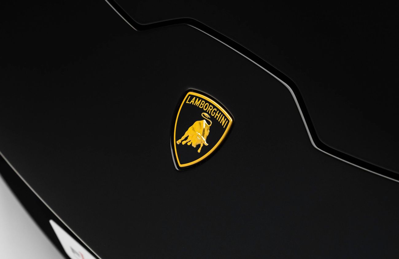 لامبورغيني هوراكان ايفو سبايدر 5.2L V10 Naturally Aspirated Engine