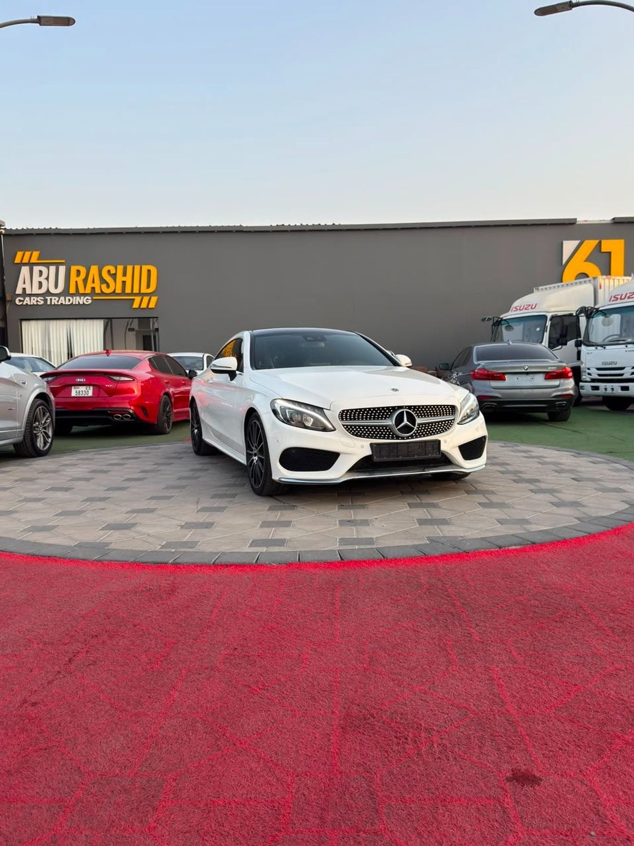 مرسيدس بنز C 200 كوبيه