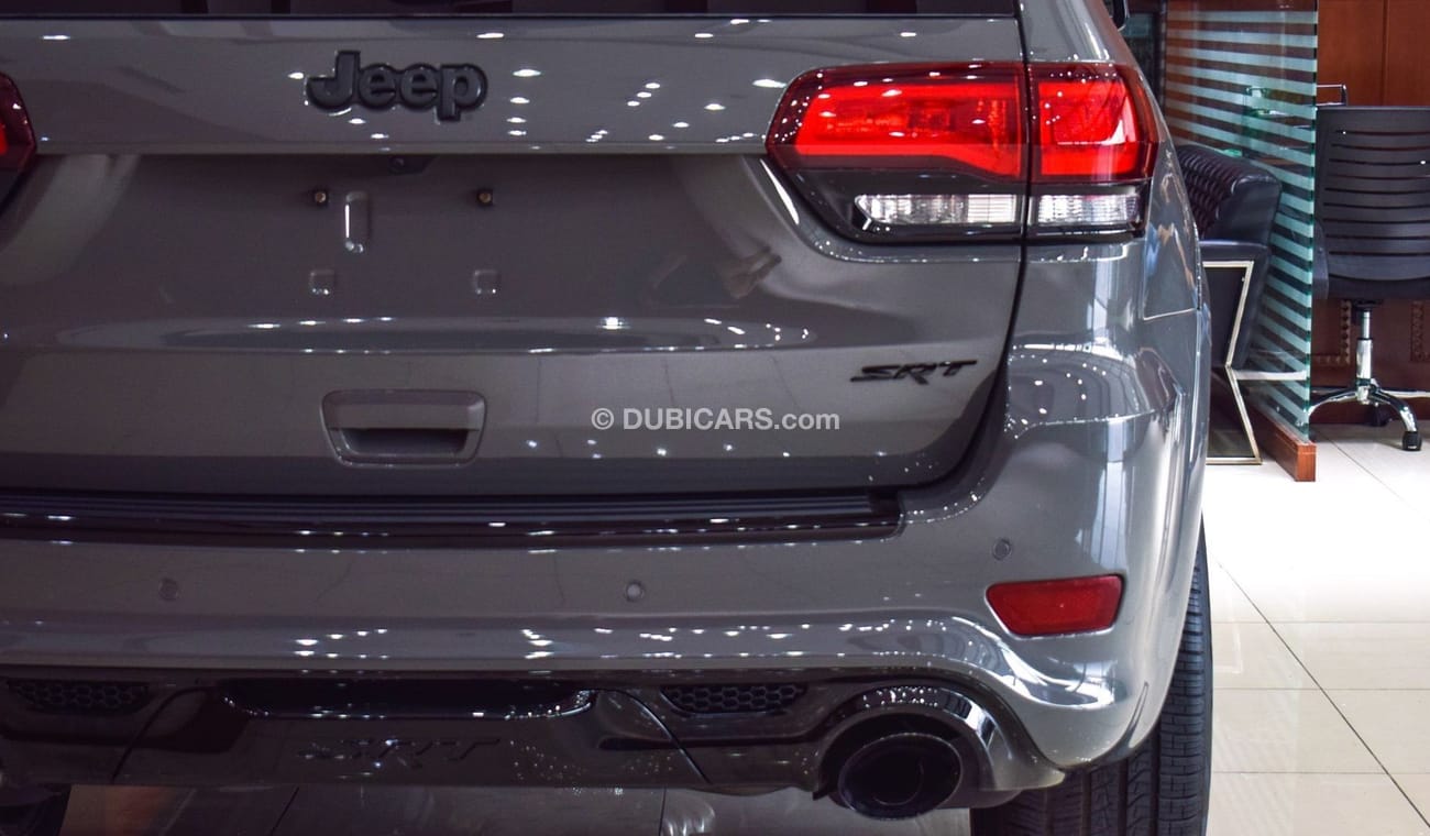Jeep Grand Cherokee SRT