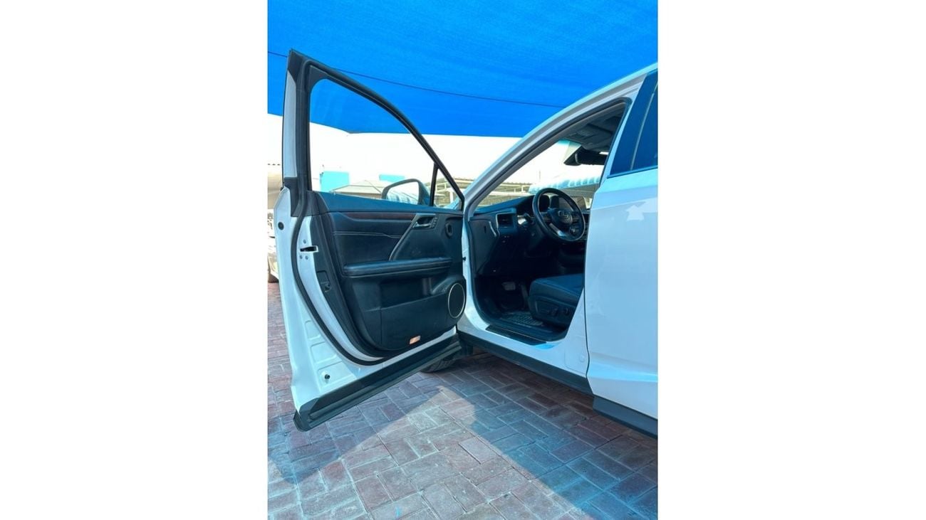 Lexus RX350 Premier car RX 350 2020 car in perfect condition 4wd with mileage 67.000 km made in Canada