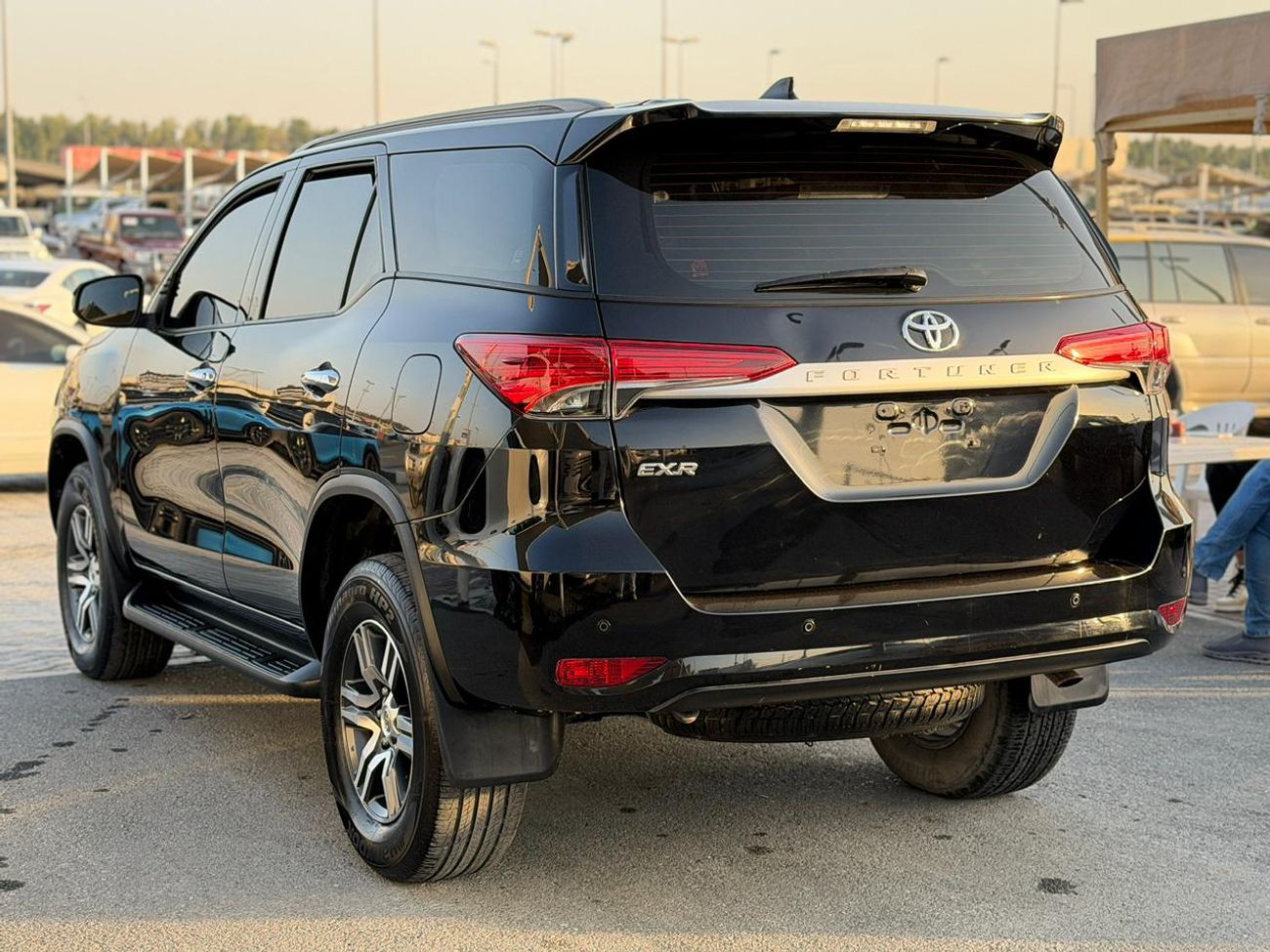 تويوتا فورتونر EXR 2.7L (164 HP)