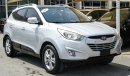 Hyundai Tucson Hyundai Tucson 2014, silver, car without any dye, without any accidents, excellent condition, inside