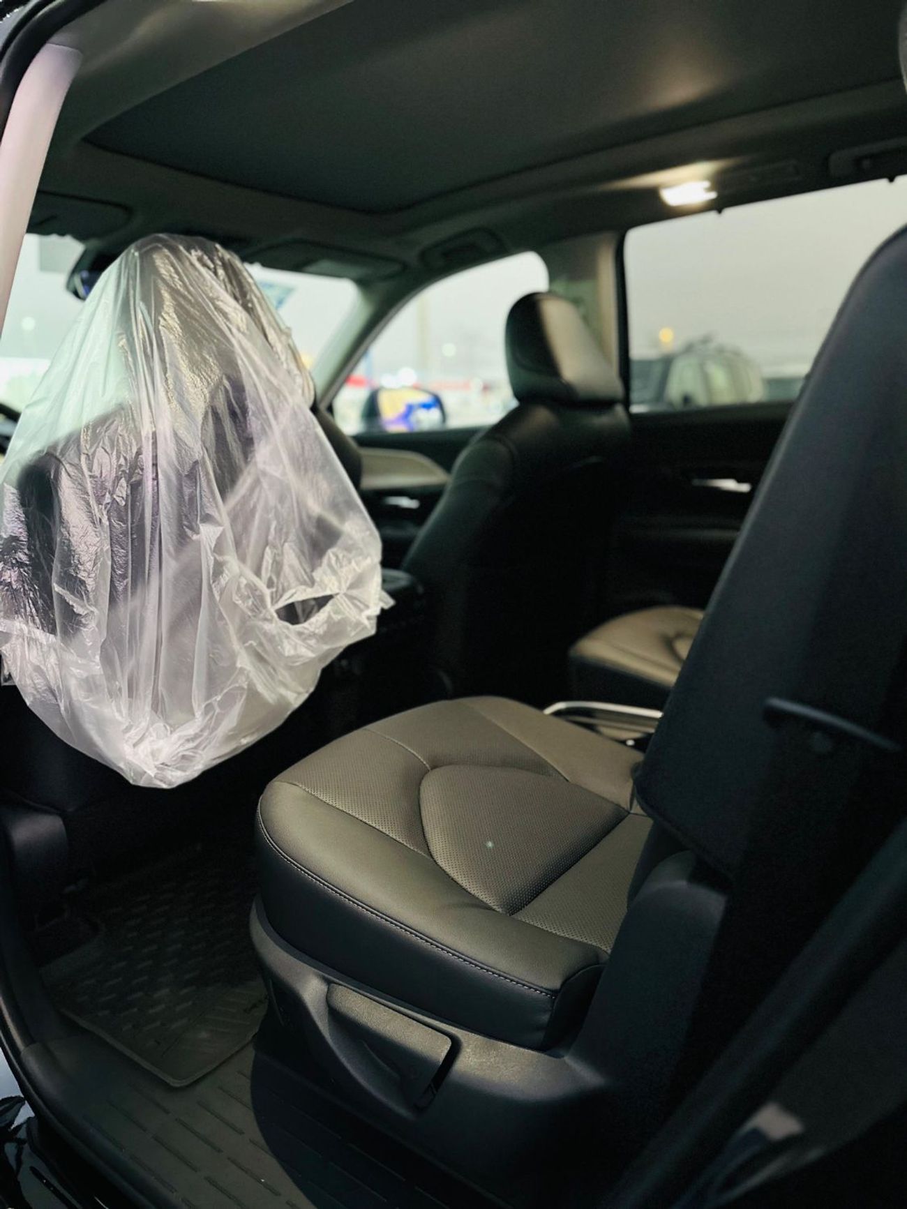 تويوتا جراند هايلاندر LIMITED PETROL