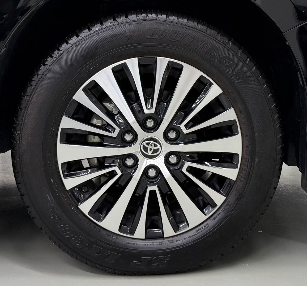 Toyota Granvia PREMIUM