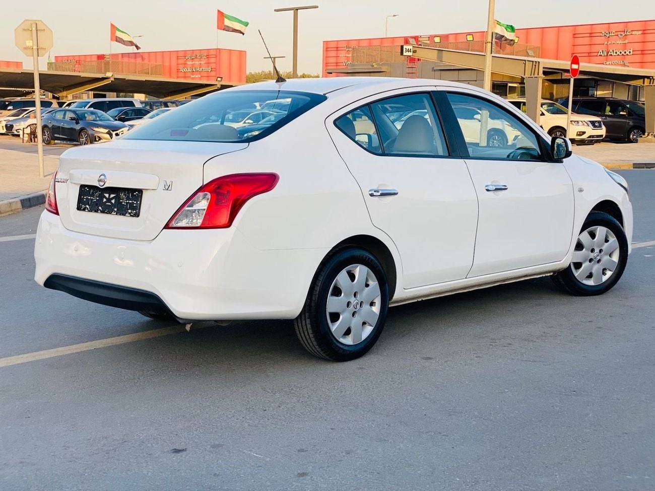 Nissan Sunny SV