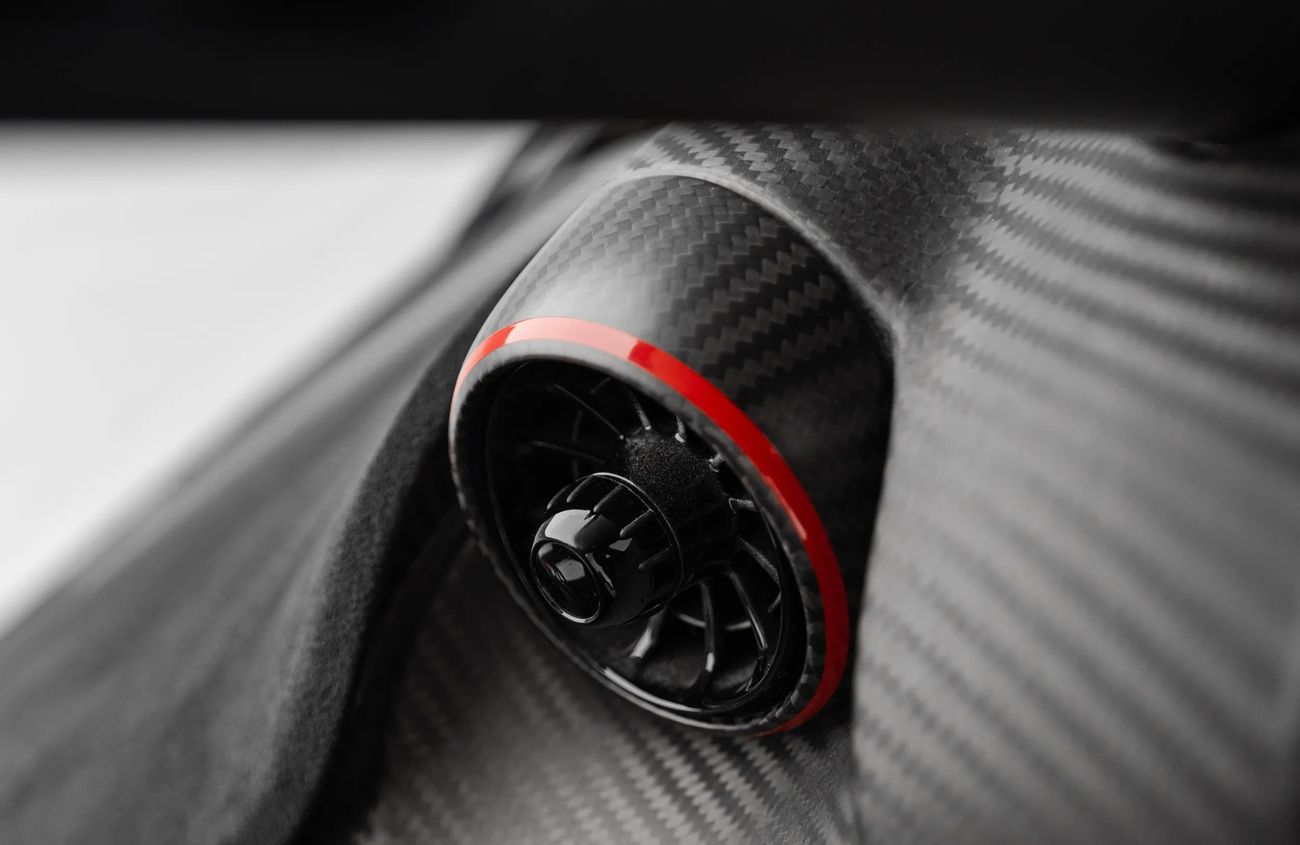 McLaren P1 3.8L V8 Twin-Turbocharged + Electric Motor