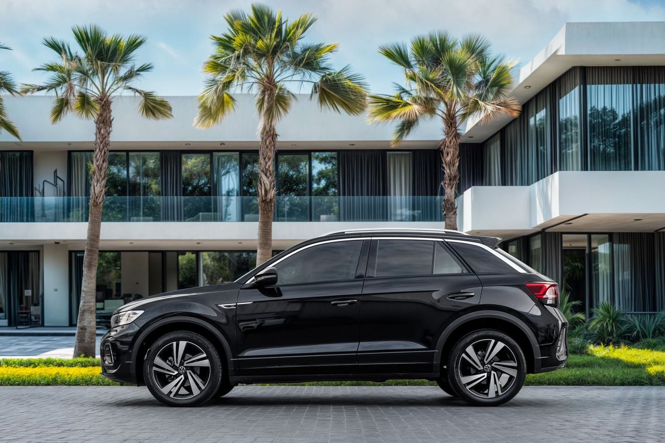 Volkswagen T-ROC T-Roc R-Line | 2,253 P.M | 0% Downpayment | VOLKSWAGEN WARRANTY!