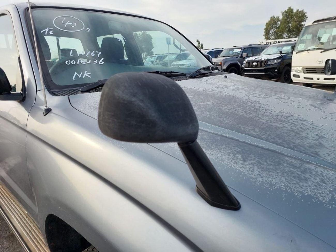 تويوتا هيلوكس (RAMADAN OFFER) TOYOTA HILUX PICKUP RHD 1999 MODEL 3.0 L DIESEL MANUAL(PM18236)