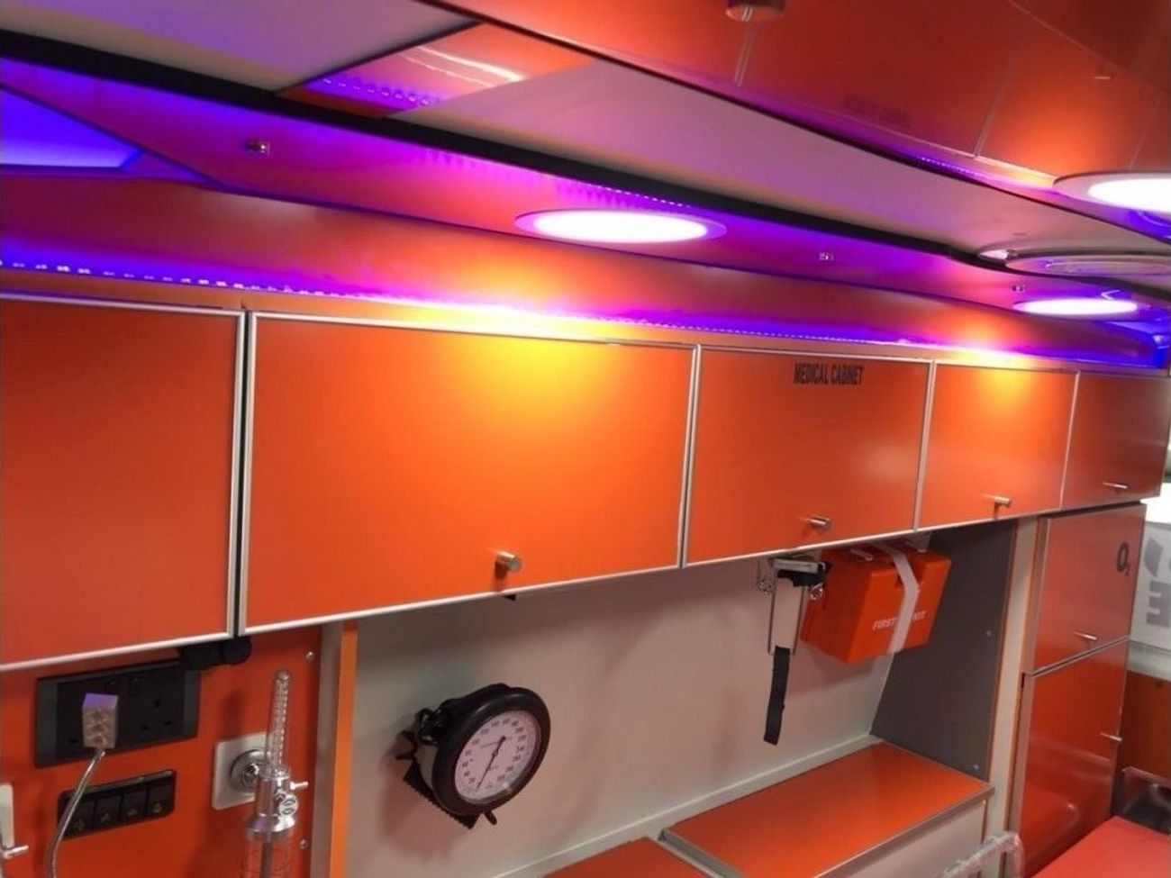 Toyota Land Cruiser 70 Ambulance