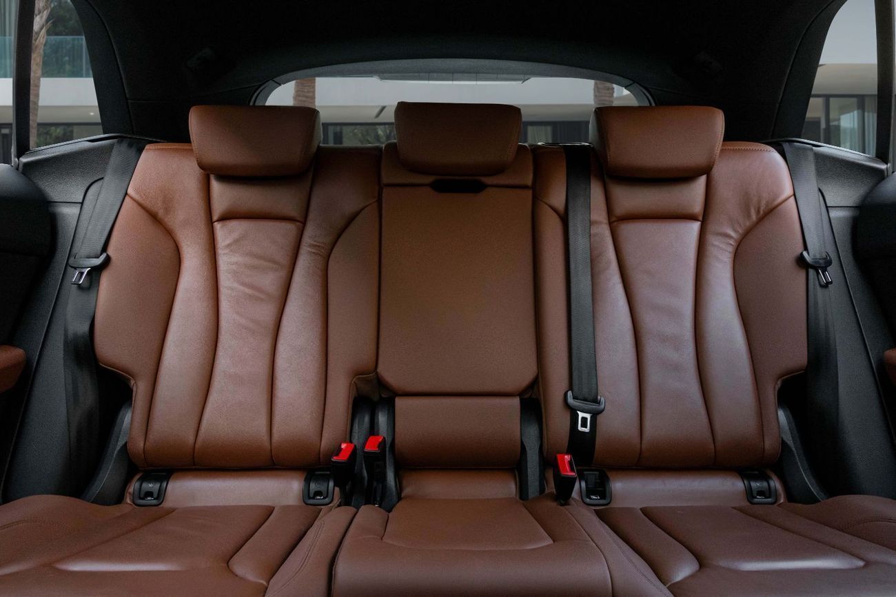 Audi Q8 3,329 P.M  | 0% Downpayment | Audi Q8 S-Line!