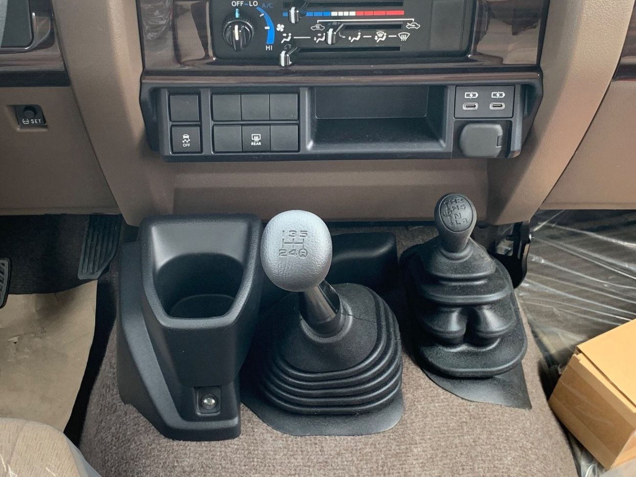 Toyota Land Cruiser 70