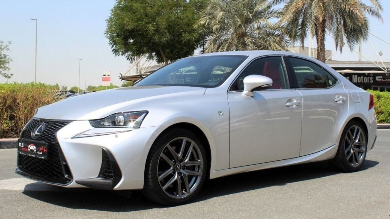 لكزس IS 300 LEXUS IS300 F SPORT 2020 GCC AL FUTTAIM LEXUS LOW MILEAGE SINGLE OWNER IN MINT CONDITION