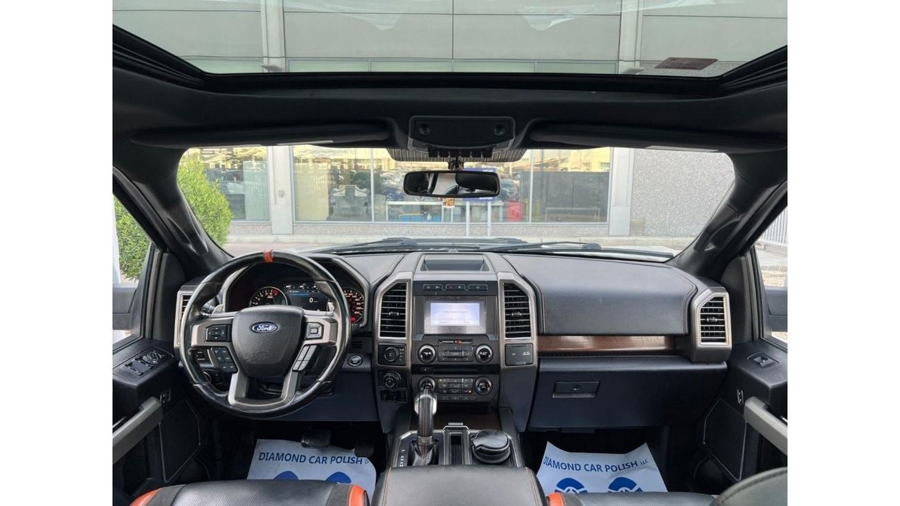 فورد إف-150 رابتور SVT رابتر لاكجري