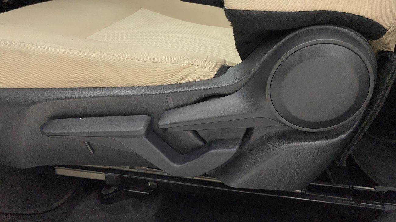 تويوتا يارس E 1.5 | بدون دفعة مقدمة | اختبار القيادة في المنزل