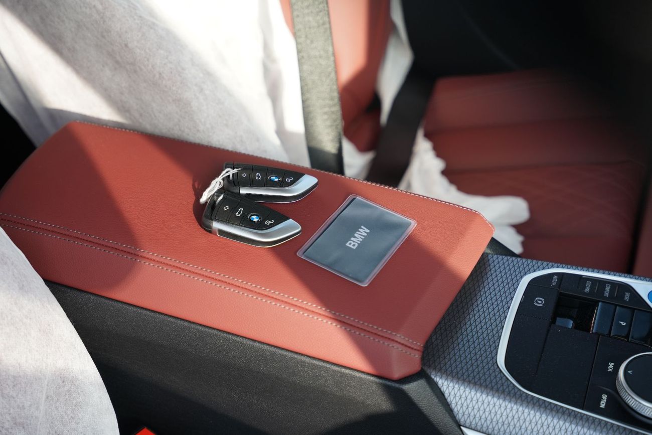 بي أم دبليو i3 2025 BMW I3 eDrive40L Night Sports Version