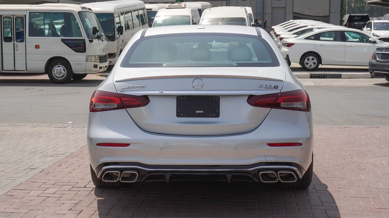 Mercedes-Benz E300 Body kit E63 AMG 2023