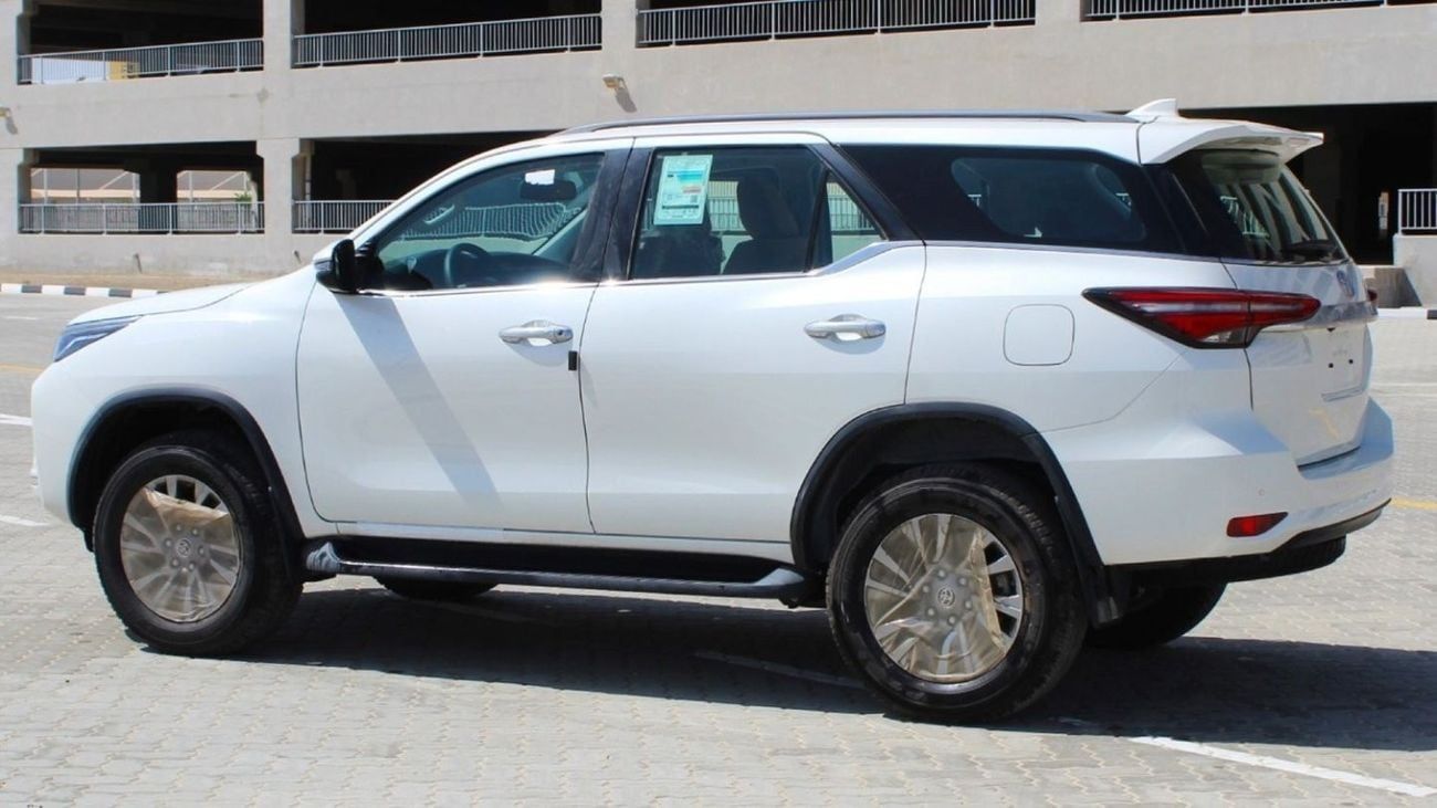 Toyota Fortuner EXR TOYOTA FORTUNER 2.4L mid option AT