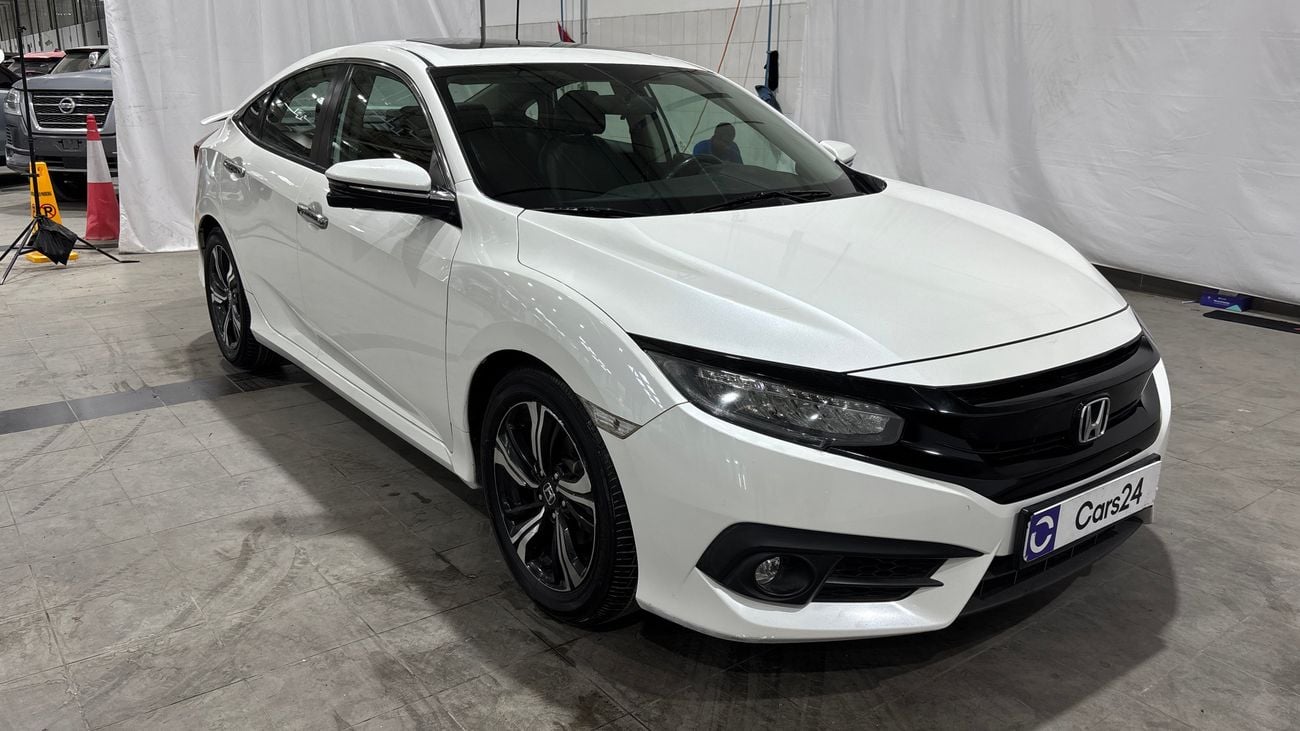 Honda Civic 2018 RS | AED 761/Month | 0 DP | 30 Day Return | Warranty | Service History