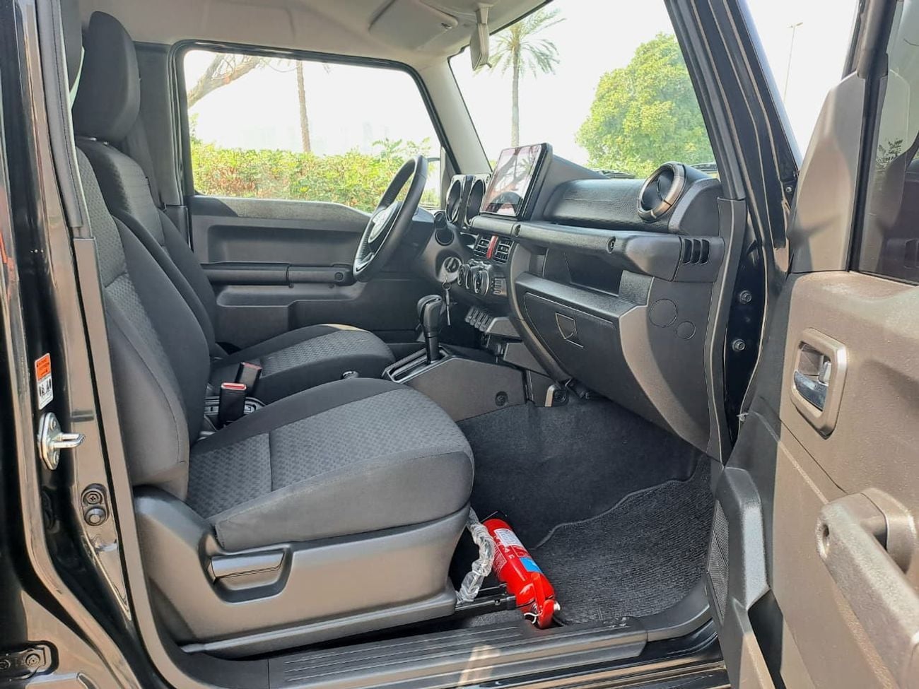 Suzuki Jimny GLX 1.5L (5-Doors) 1057-MONTHLY | 1.5 L | 4WD | GCC | CRUISE CONTROL I GPS I ACCIDENT FREE