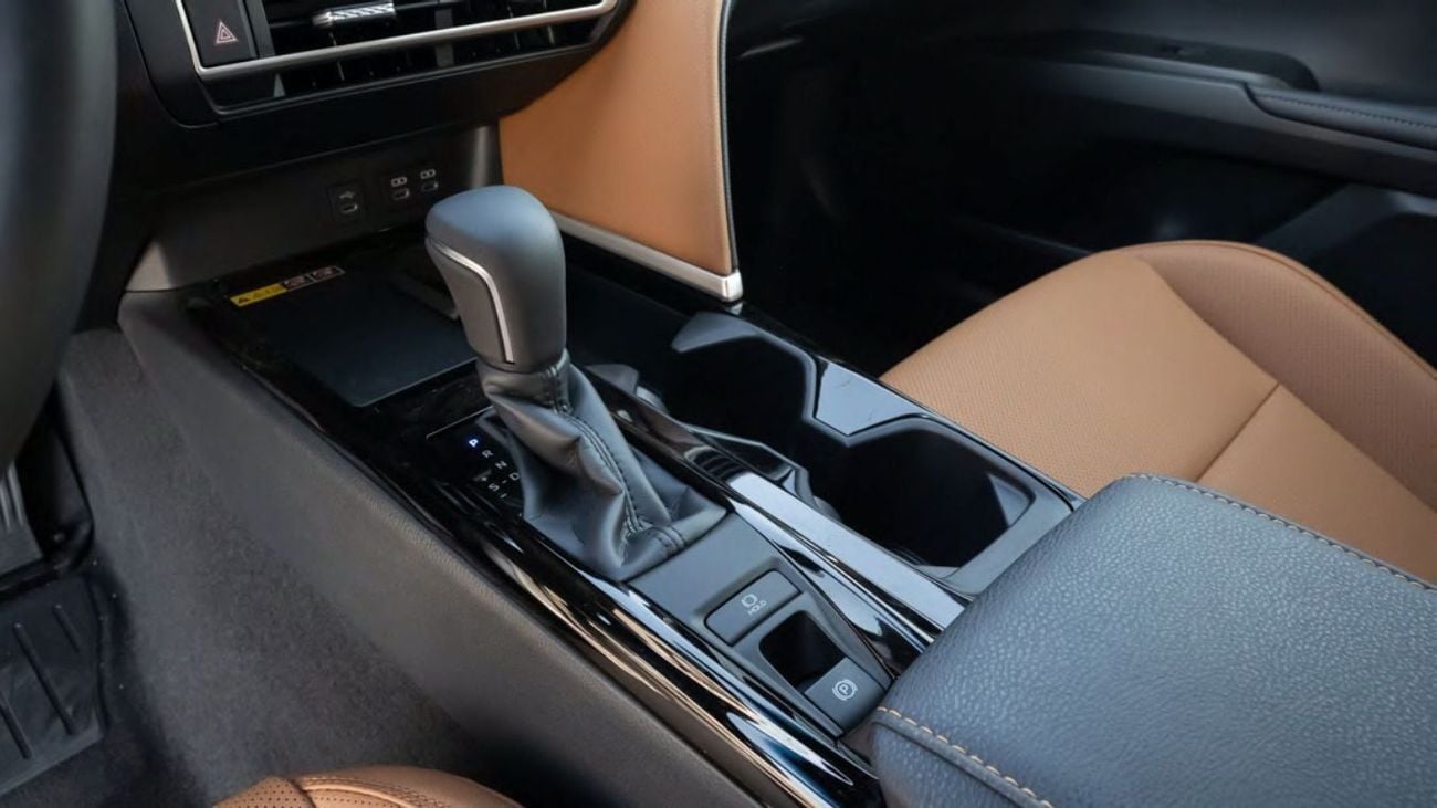 تويوتا كامري GLE HEV TOYOTA CAMRY 2.5 GLE -2025YM