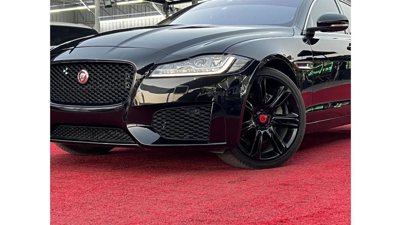 Jaguar XF R-Sport Jaguar XF 25T 4 cylinder turbo model : 2019 Price: 82,000 dirhams MILEAGE : 50,000 km/m Kore