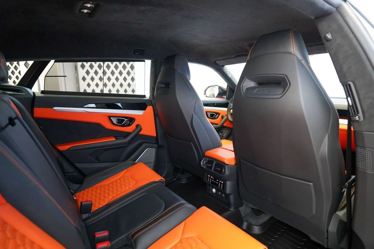 Lamborghini Urus STD 4.0T V8