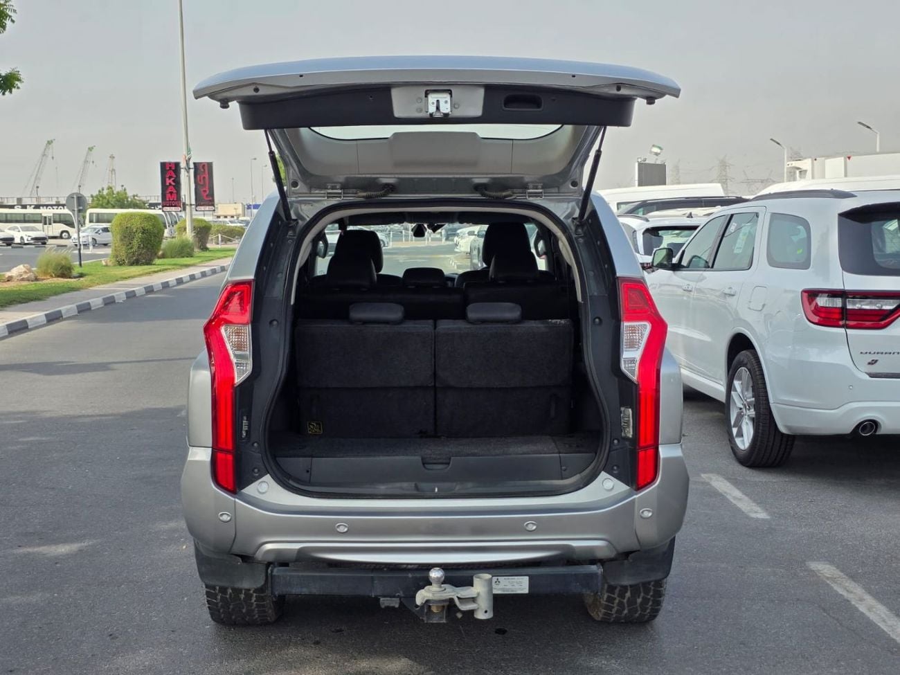 Mitsubishi Pajero diesel Pajero right hand drive for export only
