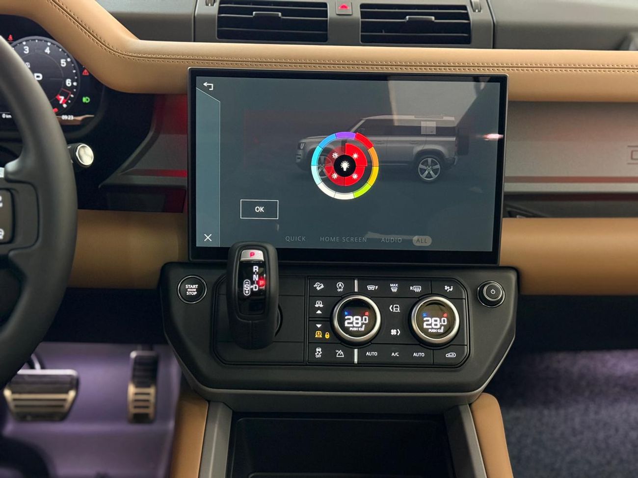 لاند روفر ديفندر X DYNAMIC P400 2026