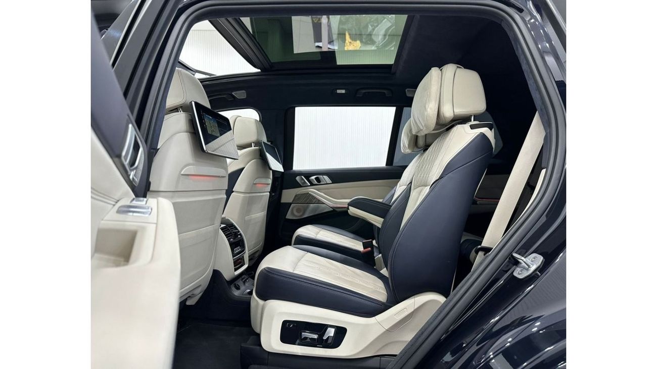 BMW X7 2022 BMW X7 xDrive50i Masterclass M-Kit, April 2026 BMW Warranty + Service Pack, Full Options, GCC