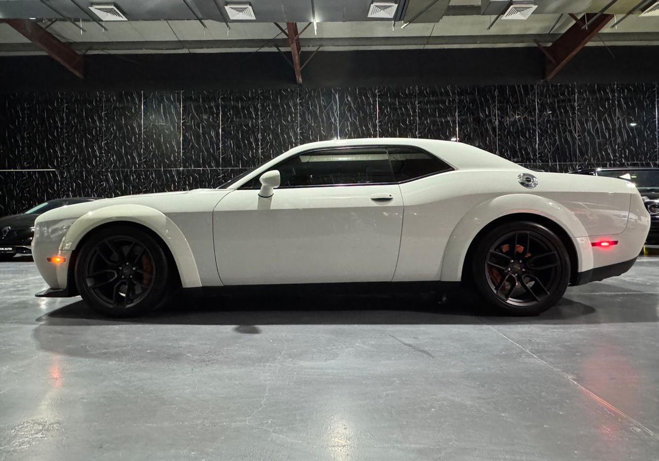 Dodge Challenger SRT Hellcat Widebody 6.2L