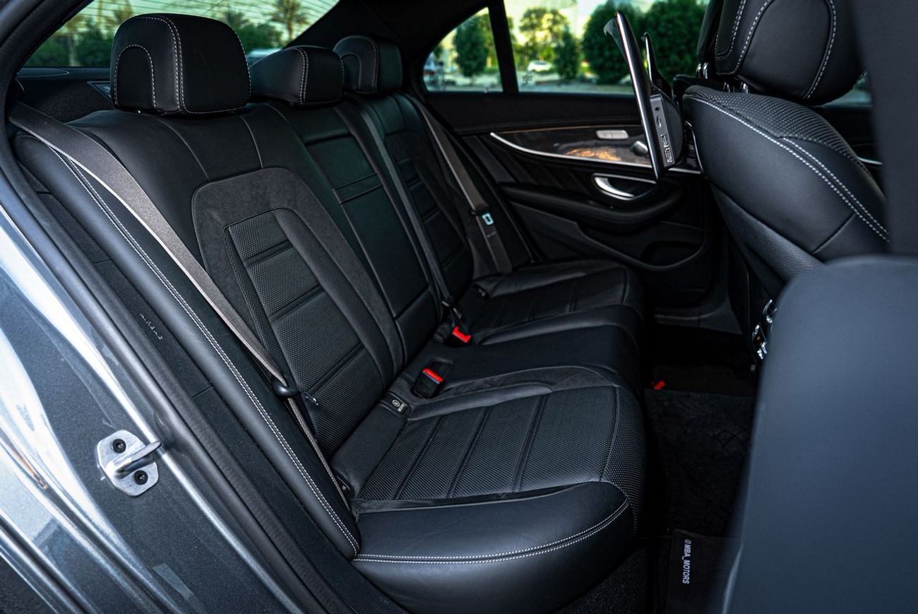 مرسيدس بنز E 63 S AMG Std 4.0L