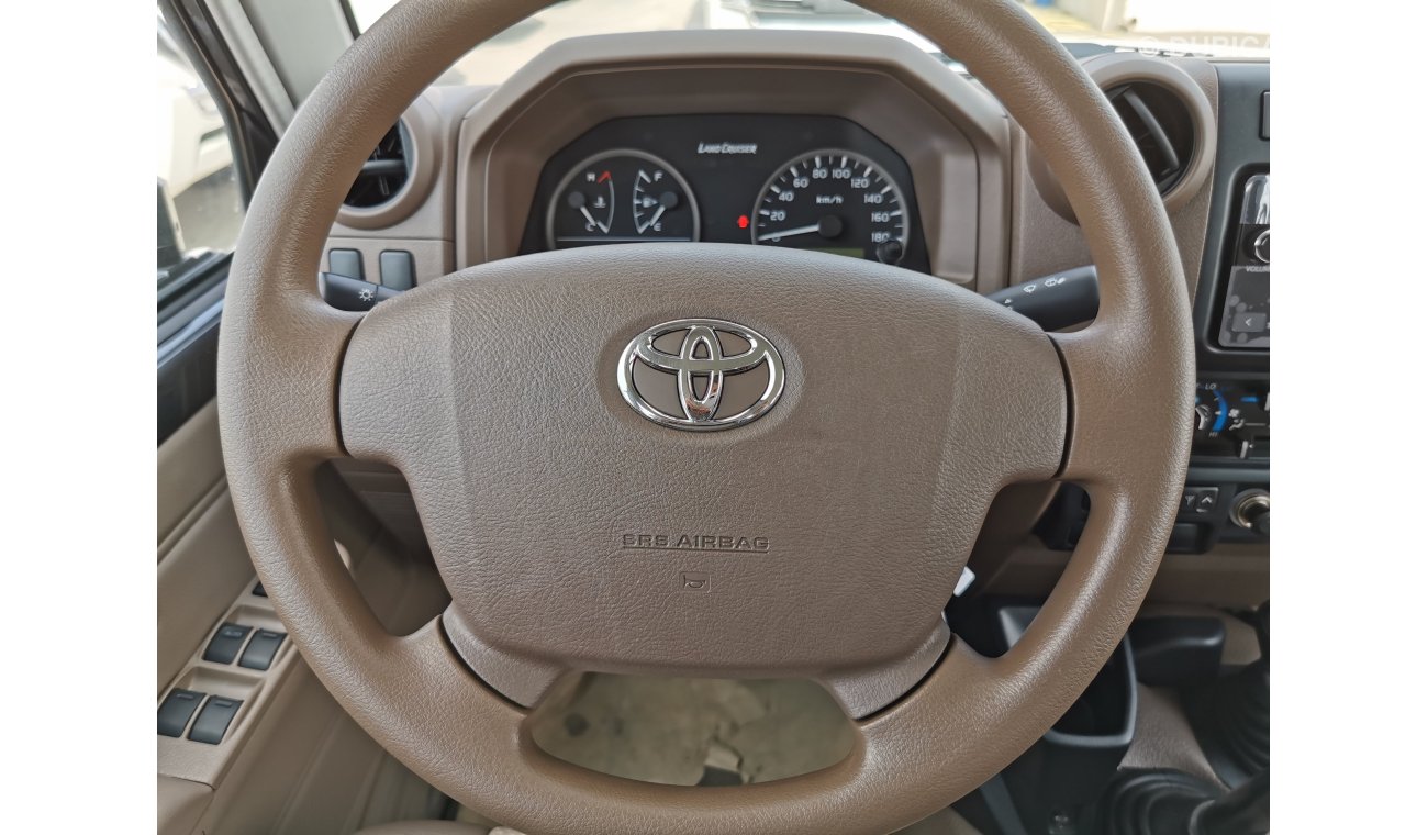 Toyota Land Cruiser 4.2L, 16' Alloy Rims, Central Door Lock System, Power Window, Key Start, 4WD Gear Box, CODE-LCGY20