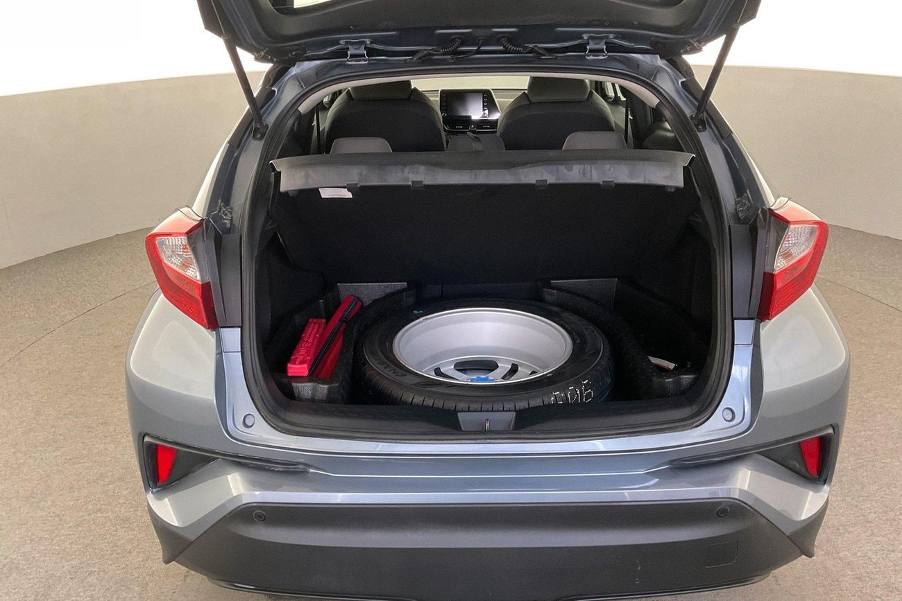 Toyota CHR VX | Guaranteed Warranty | 0 Down Payment