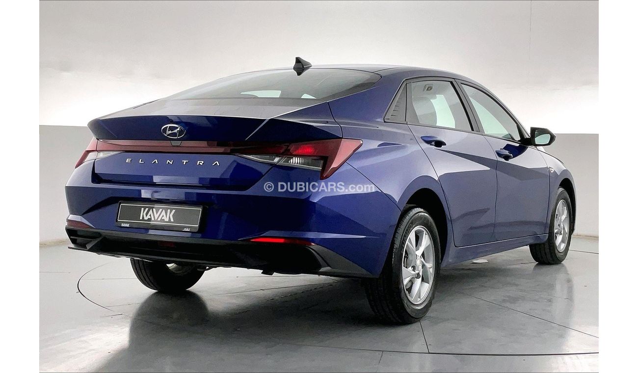 Hyundai Elantra Smart