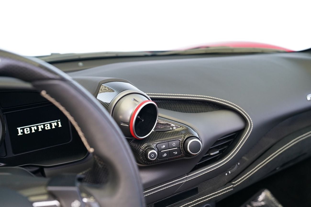 Ferrari F8 Spider 3.9T V8