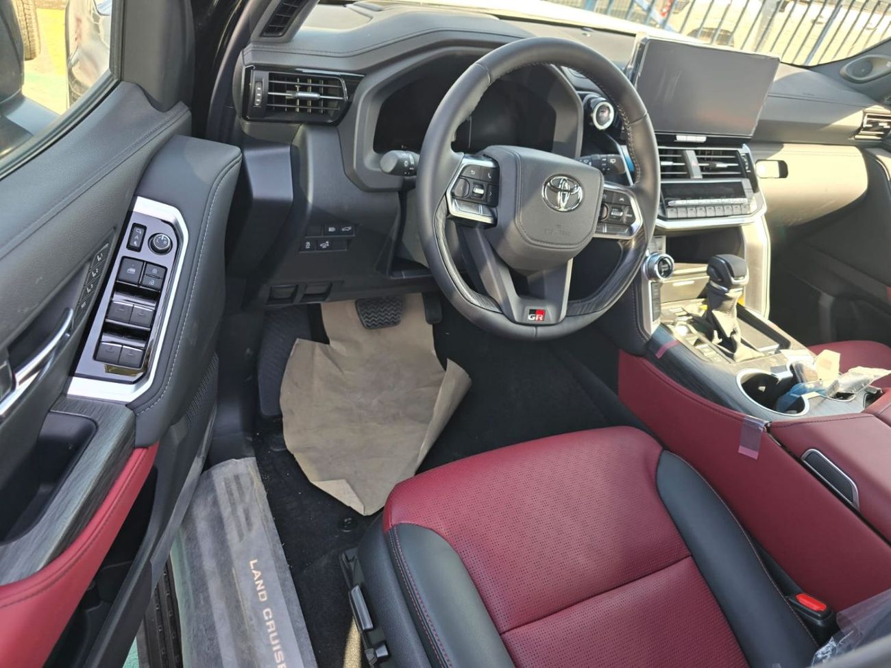 تويوتا لاند كروزر TOYOTA LAND CRUISER GR 2026 MODEL