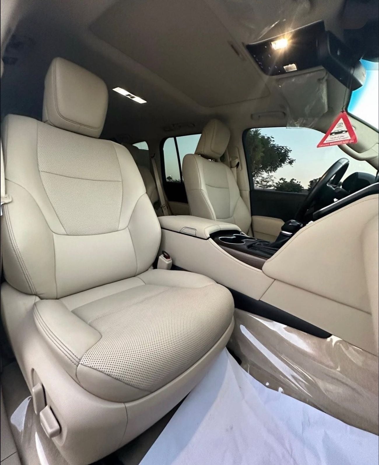 Toyota Land Cruiser GXR Twin Turbo 3.5L 2022 Pull Option with Radar very neat and clean Title