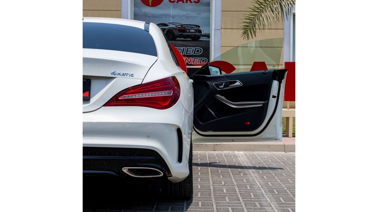 Mercedes-Benz CLA 250 Mercedes-Benz CLA250 Sport 2017 GCC under Warranty with Flexible Down-Payment/ Flood Free.
