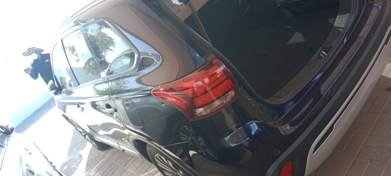 ميتسوبيشي آوتلاندر GLX MID LINE 2.4 | بدون دفعة مقدمة | اختبار القيادة في المنزل