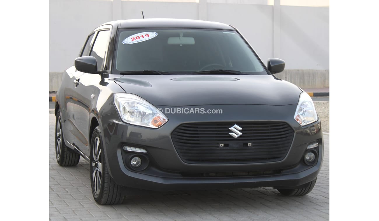 Suzuki Swift Suzuki swift 2019 GRAY GCC excellent condition without accident