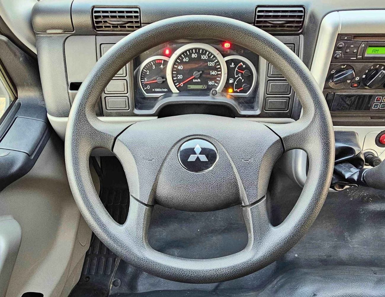 ميتسوبيشي فوسو كانتير FREEZER BOX/4.2L DIESEL M/T/SINGLE CABIN (CODE#CANF)