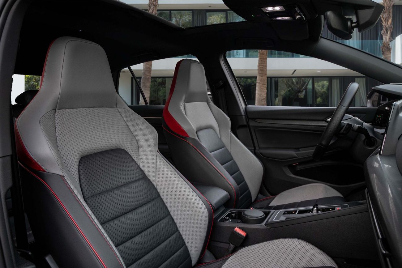 Volkswagen Golf GTI | 2,252 P.M | 0% Downpayment | Full Option || Many Extras