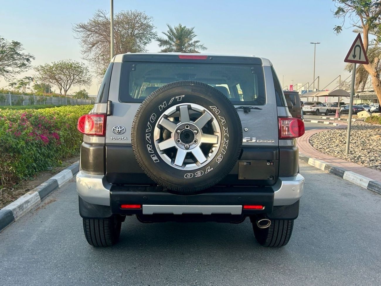 Toyota FJ Cruiser GXR 4.0L A/T 2017 GCC AL FUTTAIM SINGLE OWNER IN MINT CONDITION