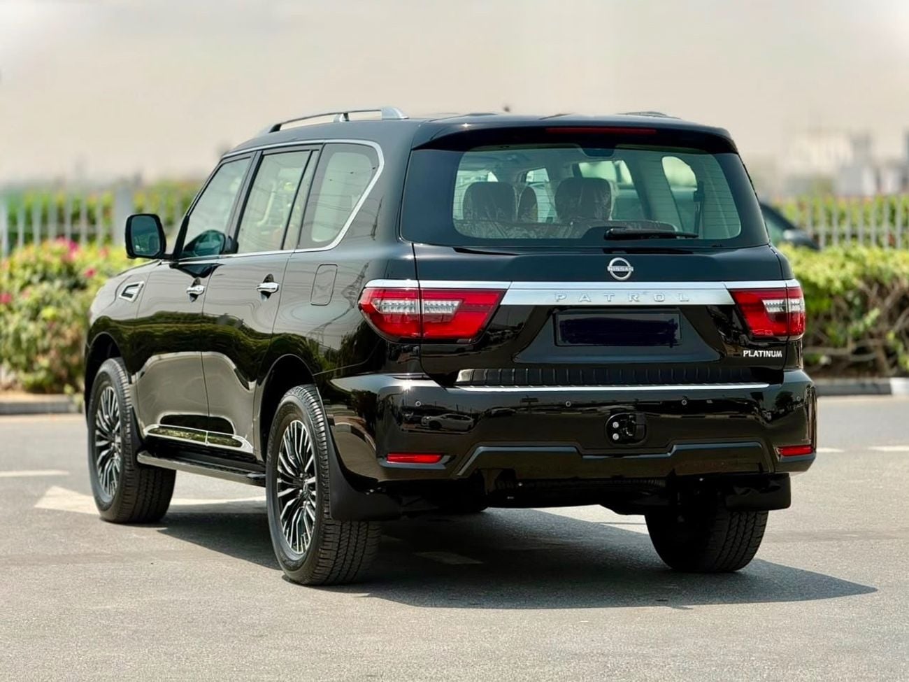 نيسان باترول LE PLATINUM CITY 2024 MODEL FULL OPTION GCC SPECIFICATION FULL OPTION