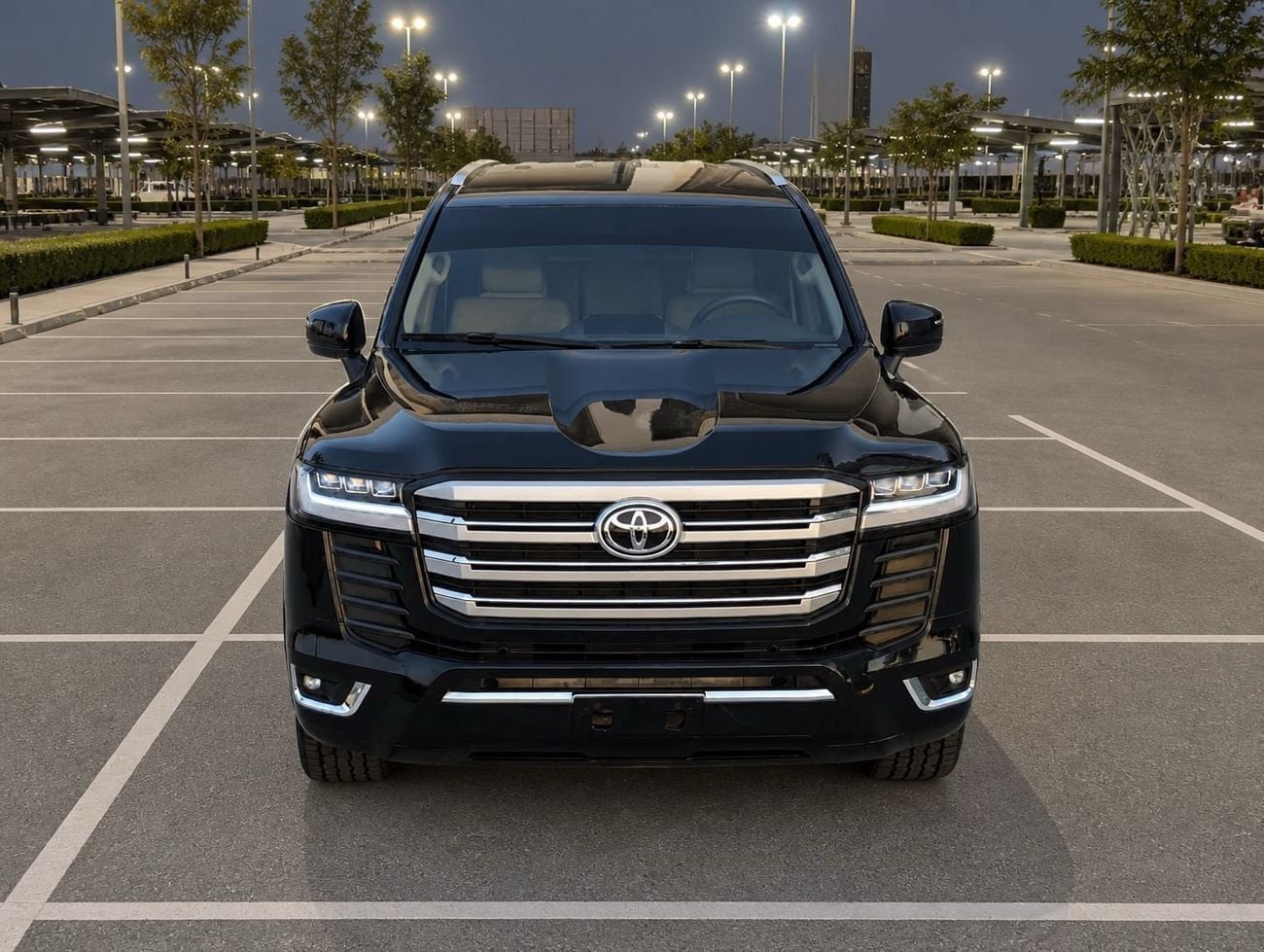 Toyota Land Cruiser GXR Toyota Land Cruiser Model 2019 cylinder 6 petrol
